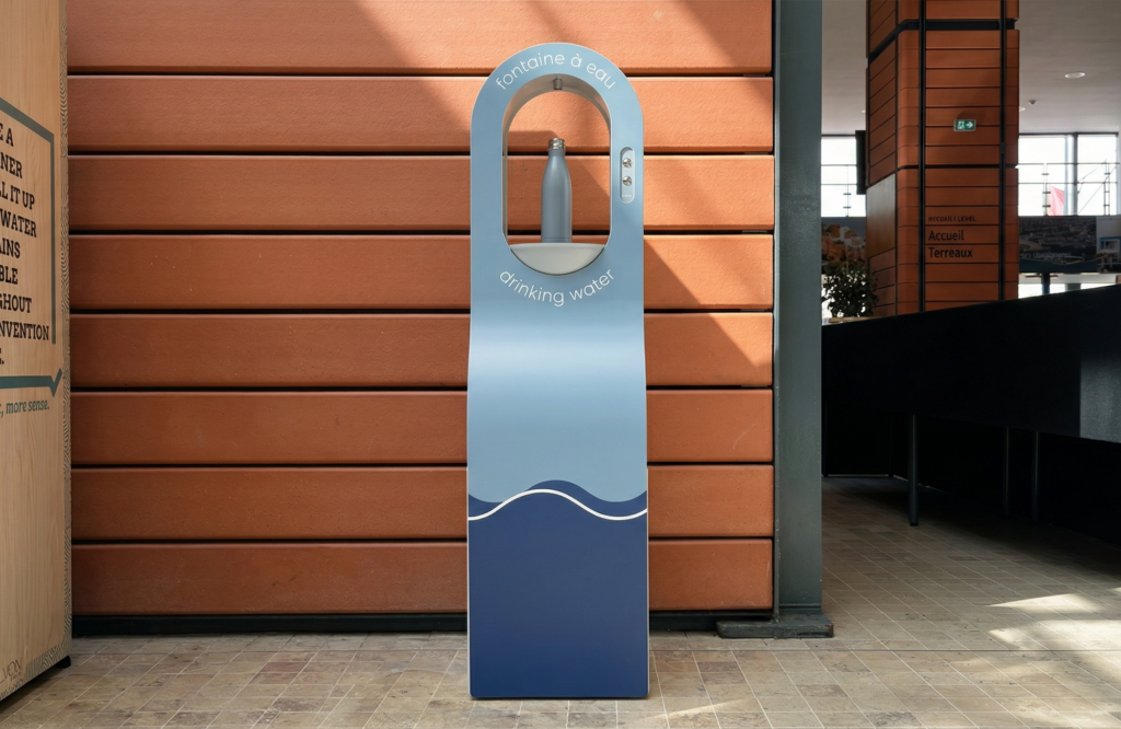 Fontaine sur pied au centre des congrès de Lyon