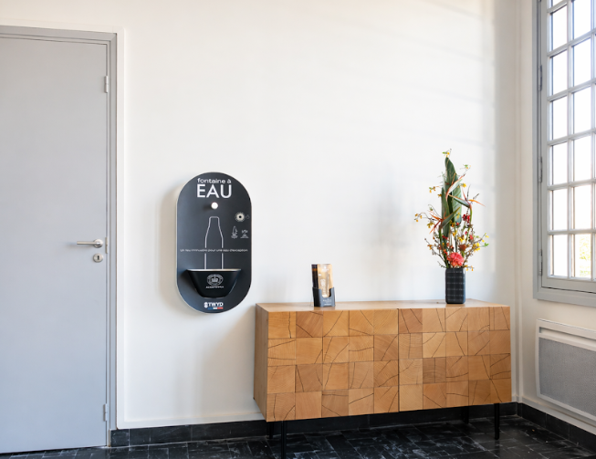 Fontaine à eau murale