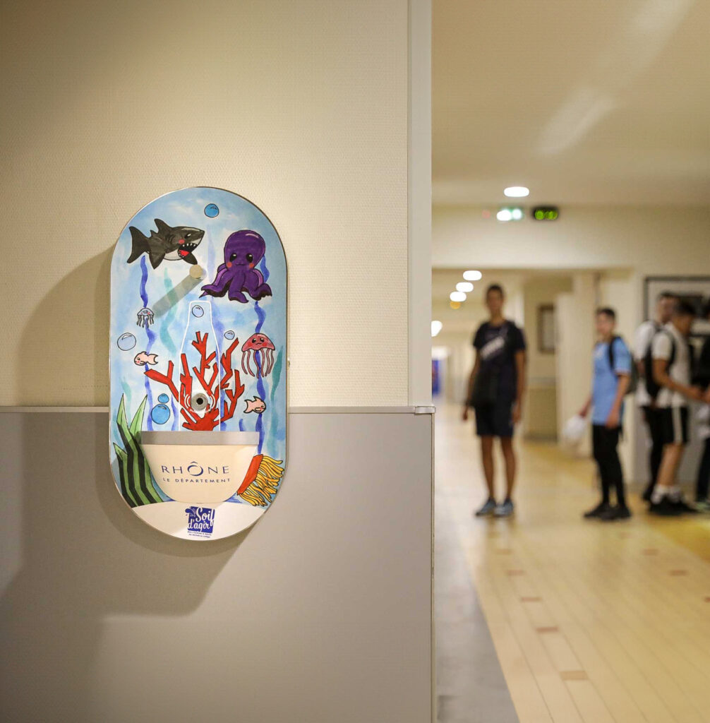 Fontaines à eau collèges du Rhône